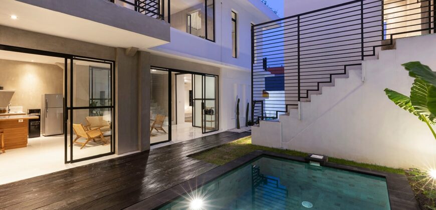 House in Sunset Boulevard LA