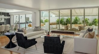 Duplex in Silver Lake, LA