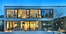 House in Sunset Boulevard LA